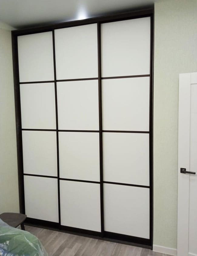 Шкаф на балкон
